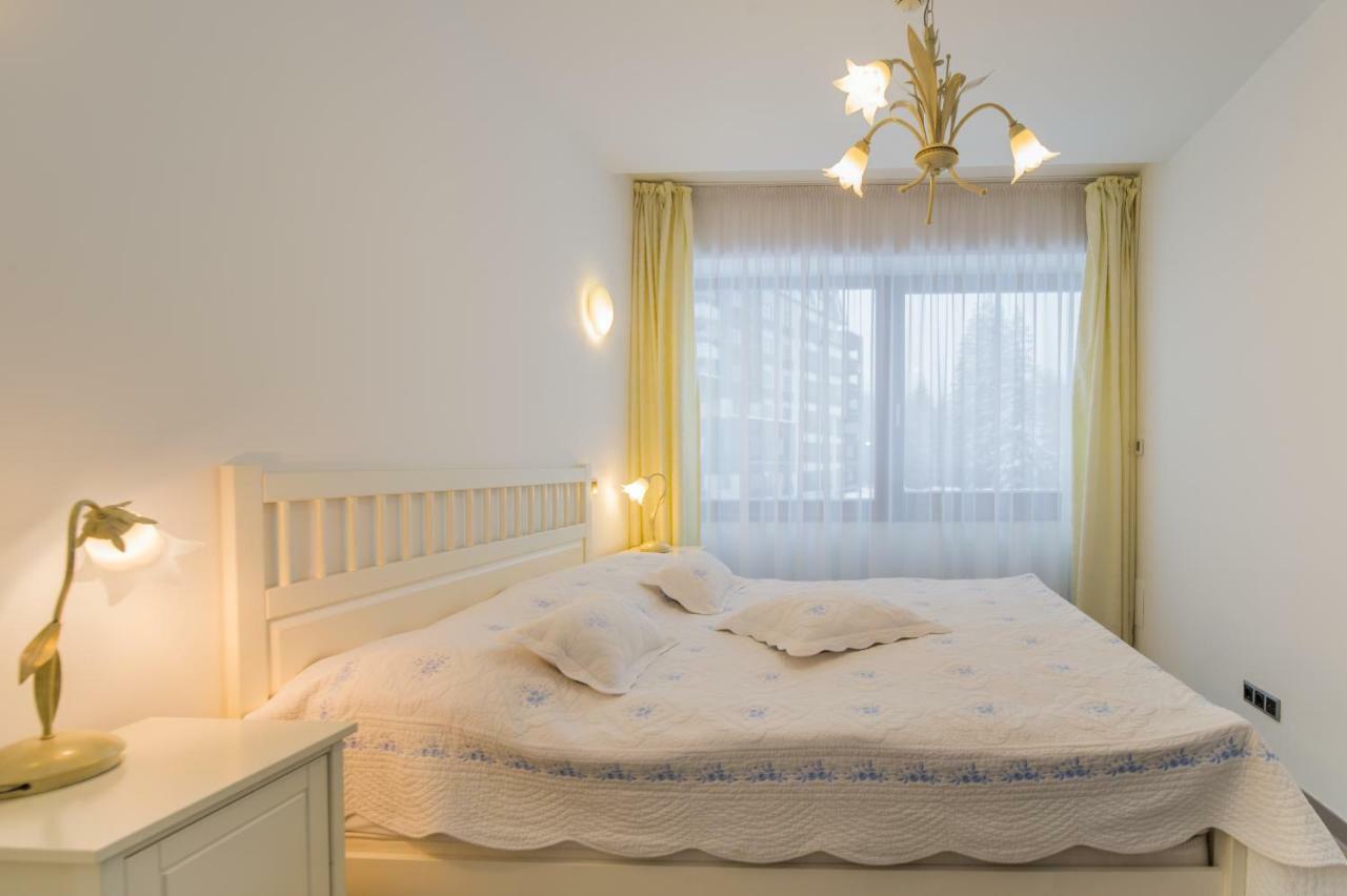 Charming 3-Bedroom Apartment Brassópojána Kültér fotó